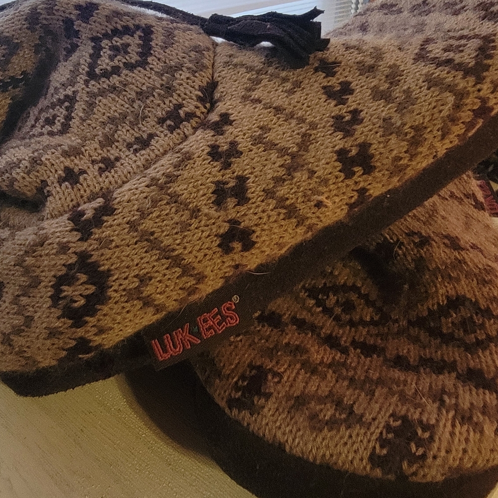 Cozy Brown Patterned Women's Boots - Picture 7 of 12